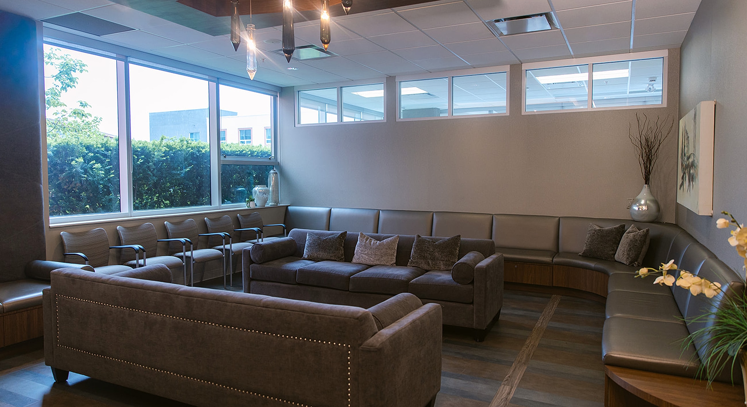 Modern waiting area with comfortable seating.